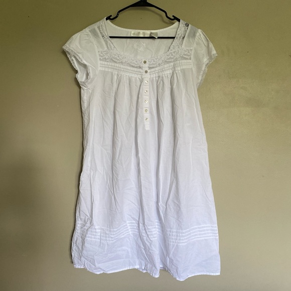 Eileen West Nightgown - Picture 1 of 6